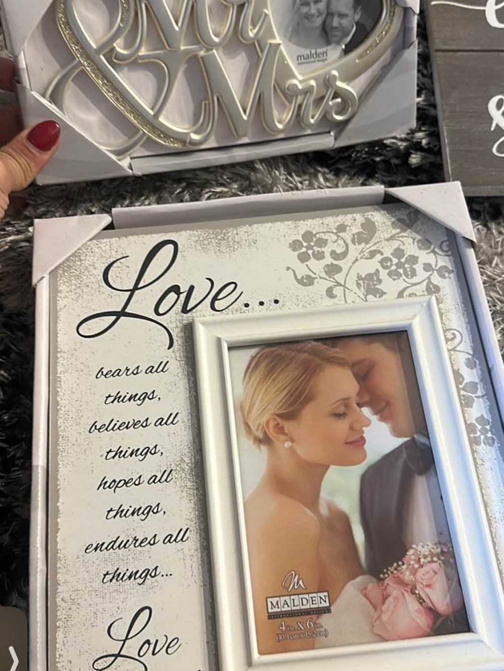 Wedding Gift Set - Picture 2 of 2